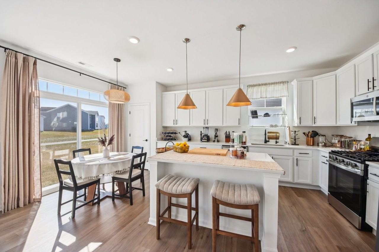 714 Alberta Ave - Photo 6 of 29