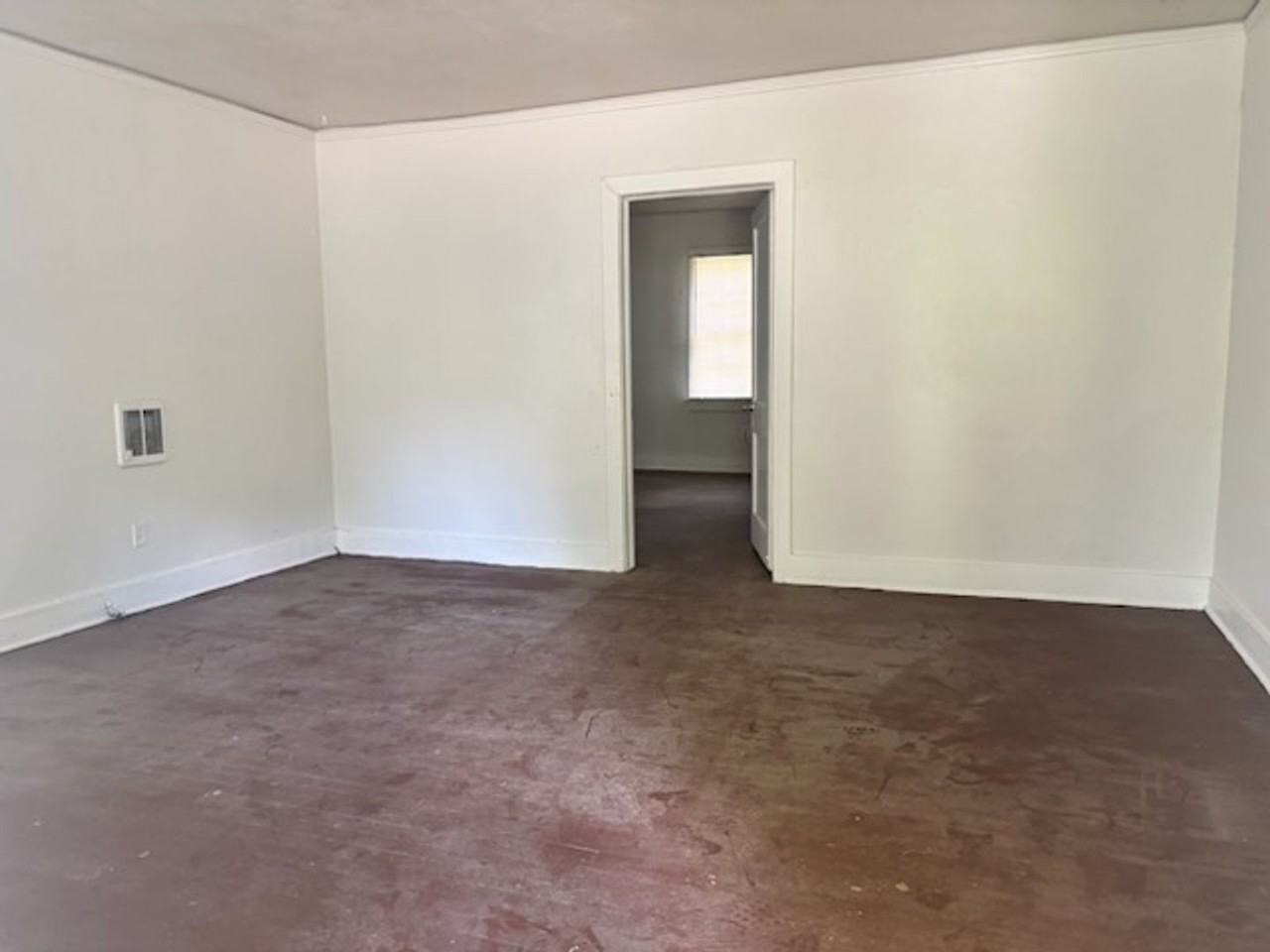 320 Heloise St - Photo 2 of 8