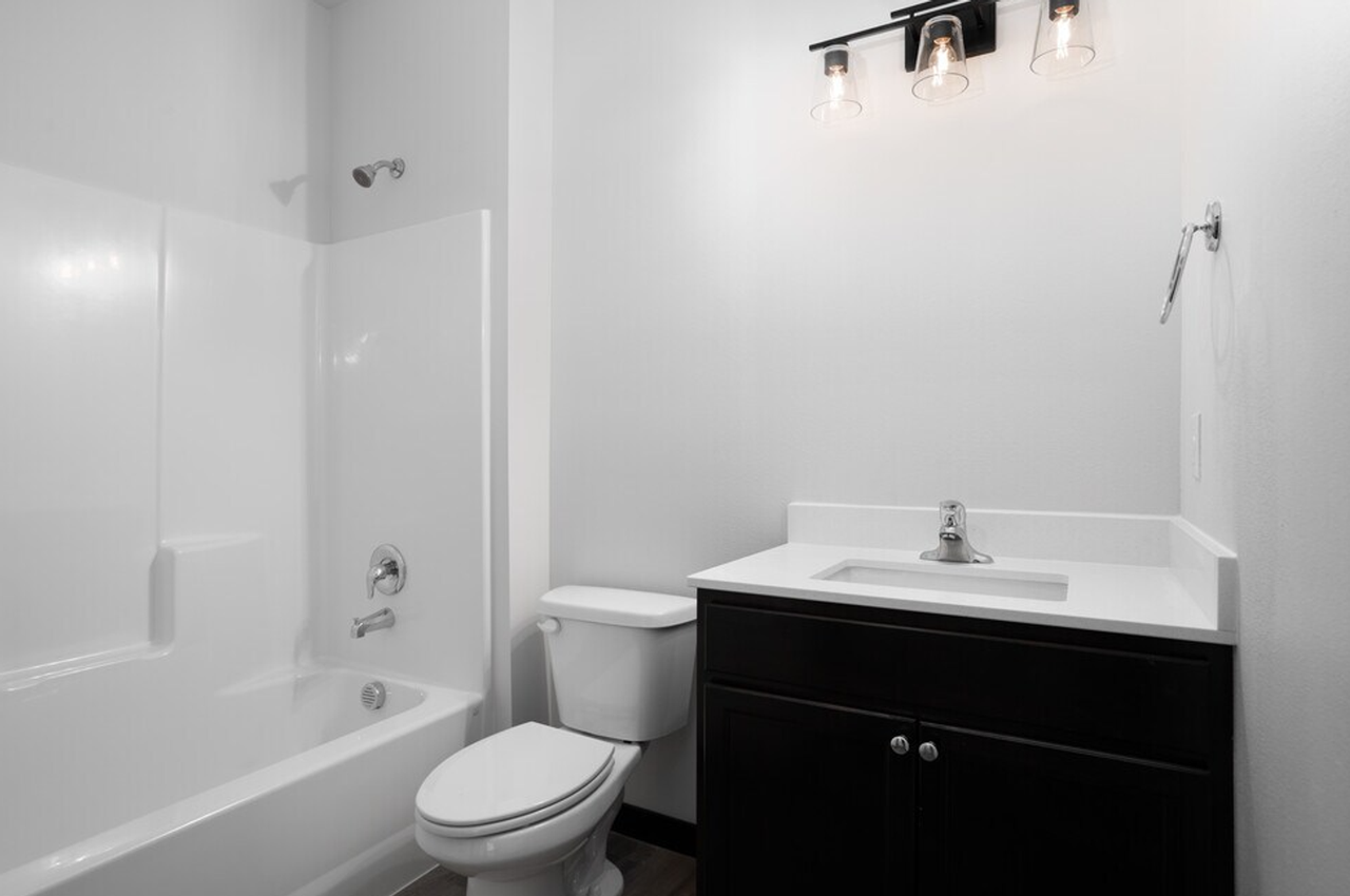 4906 Longhouse Trail Lane NE - Photo 6 of 29