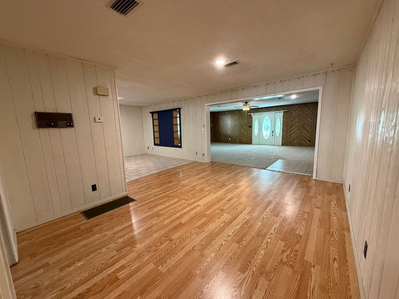 4801 Berryhill Rd - Photo 6 of 49