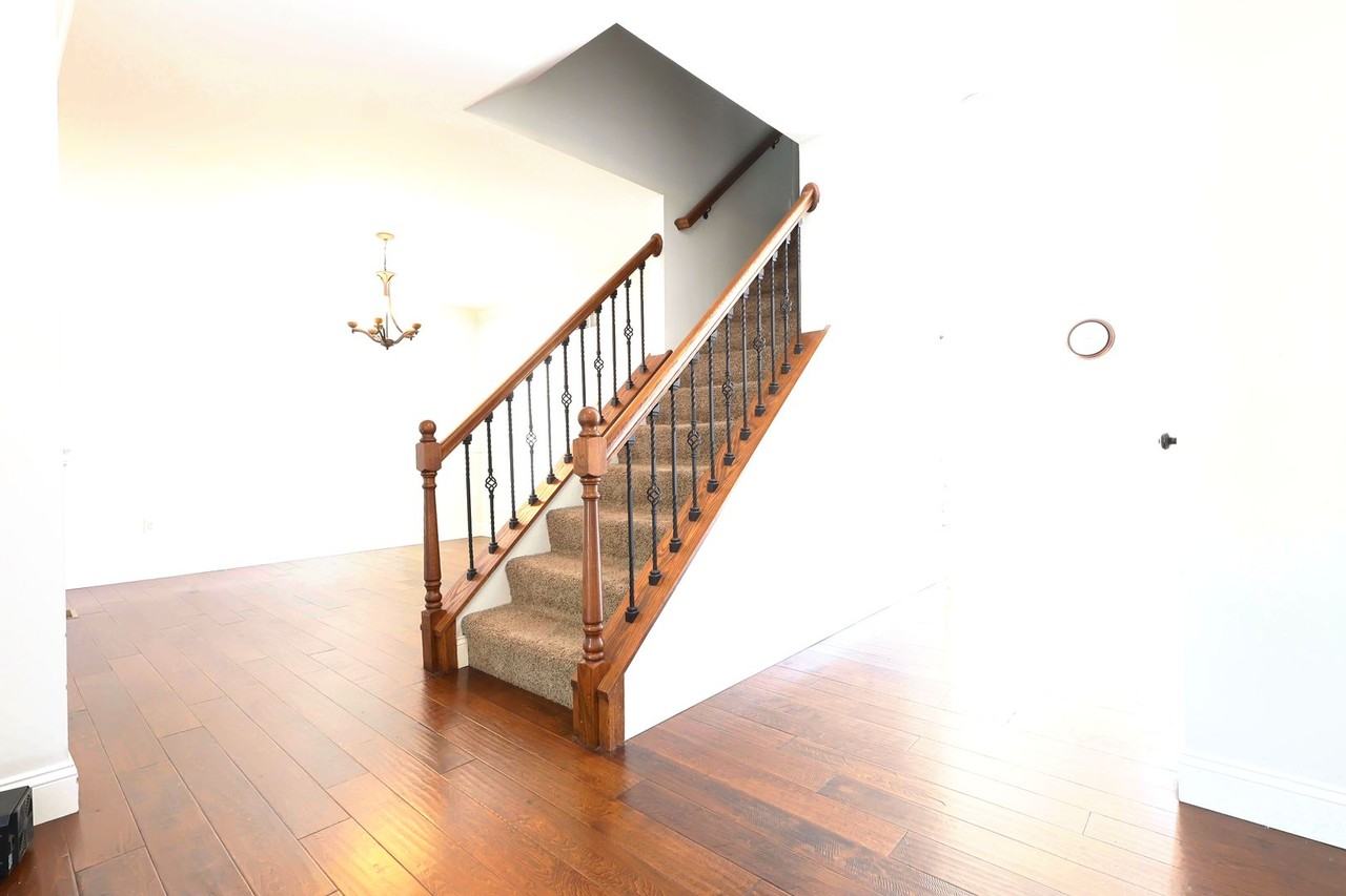 240 Lehigh Meadows Dr - Photo 5 of 50