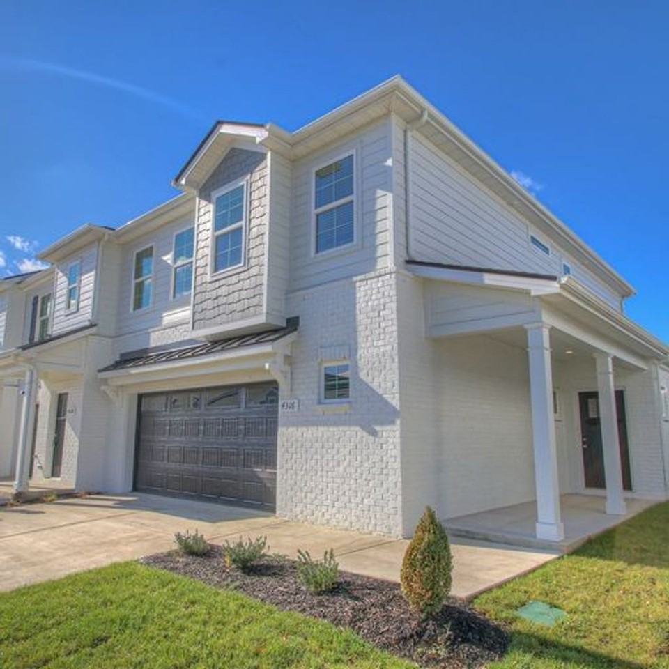 4326 Spyglass Dr - Photo 2 of 40