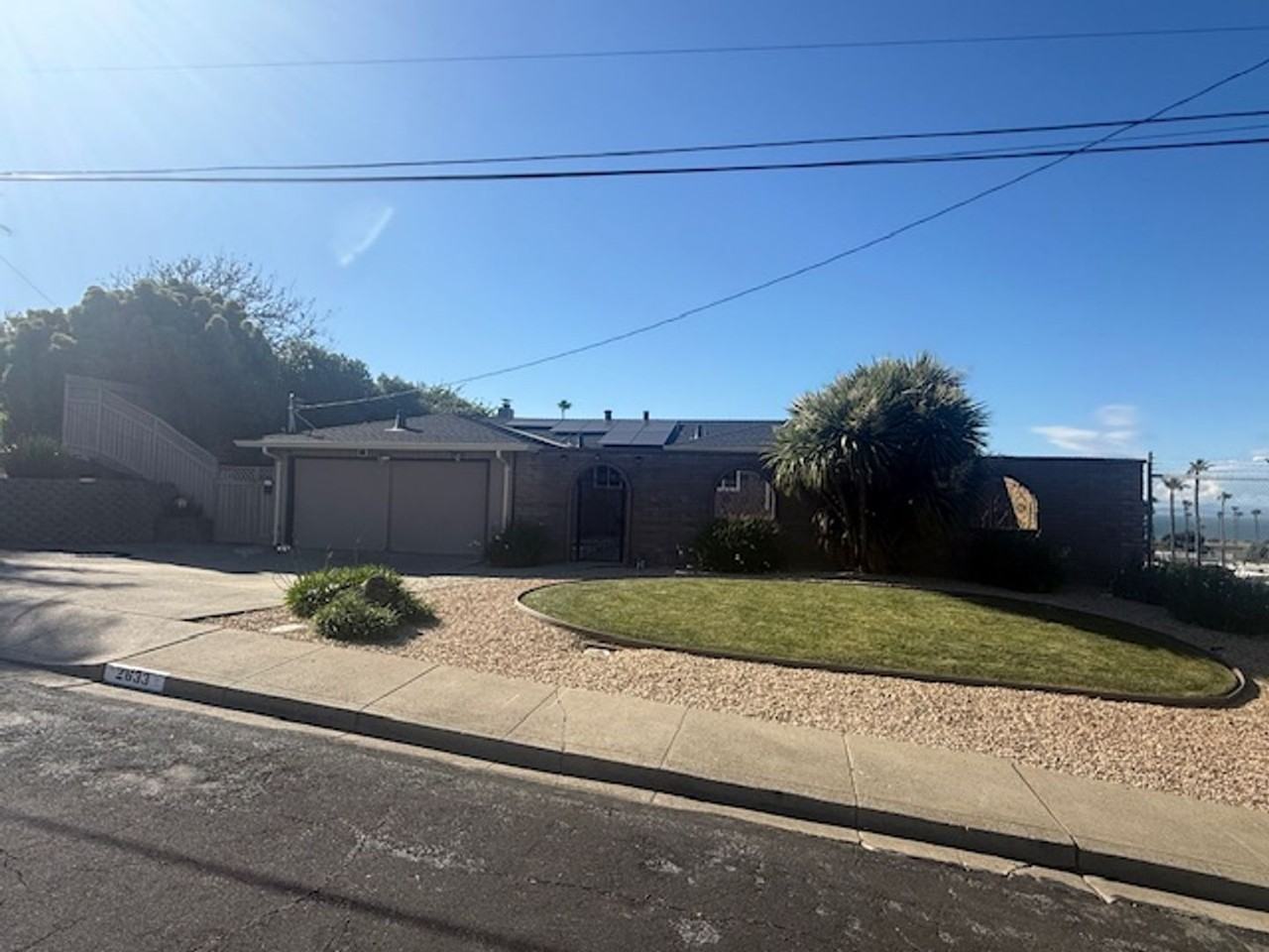 2633 Rim Rd - Photo 2 of 37