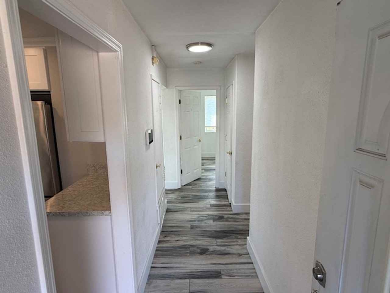 2633 Rim Rd - Photo 6 of 37