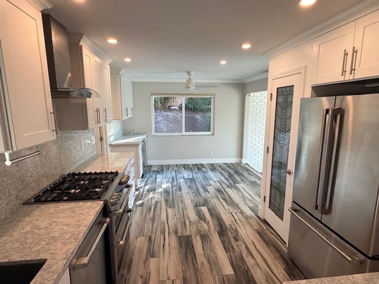 2633 Rim Rd - Photo 7 of 37