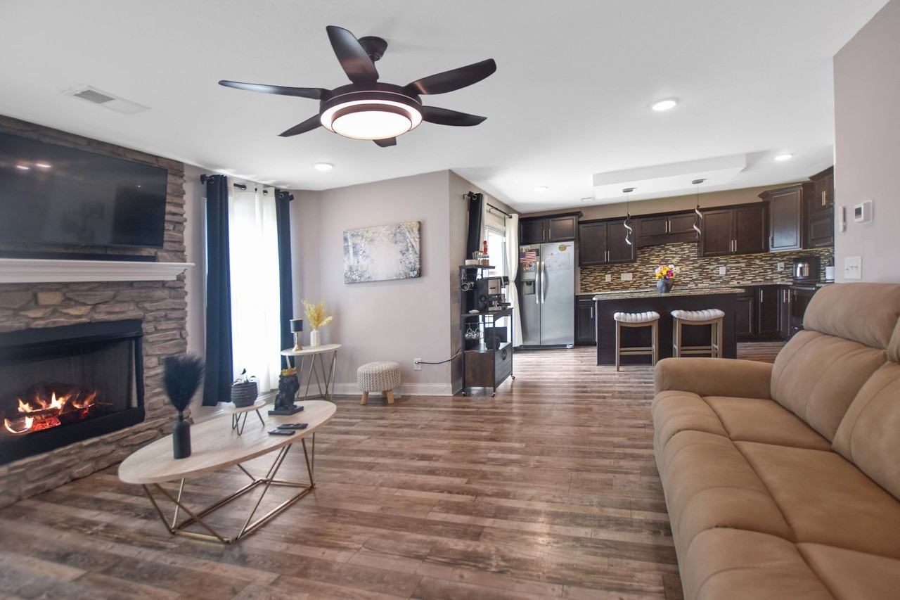 414 Andean Ct - Photo 6 of 16