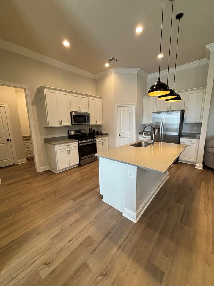 331 Hummingbird Ln - Photo 5 of 16