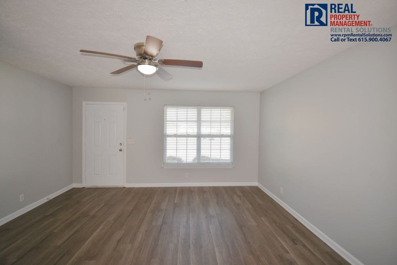 1416 Bunny Ct - Photo 5 of 22