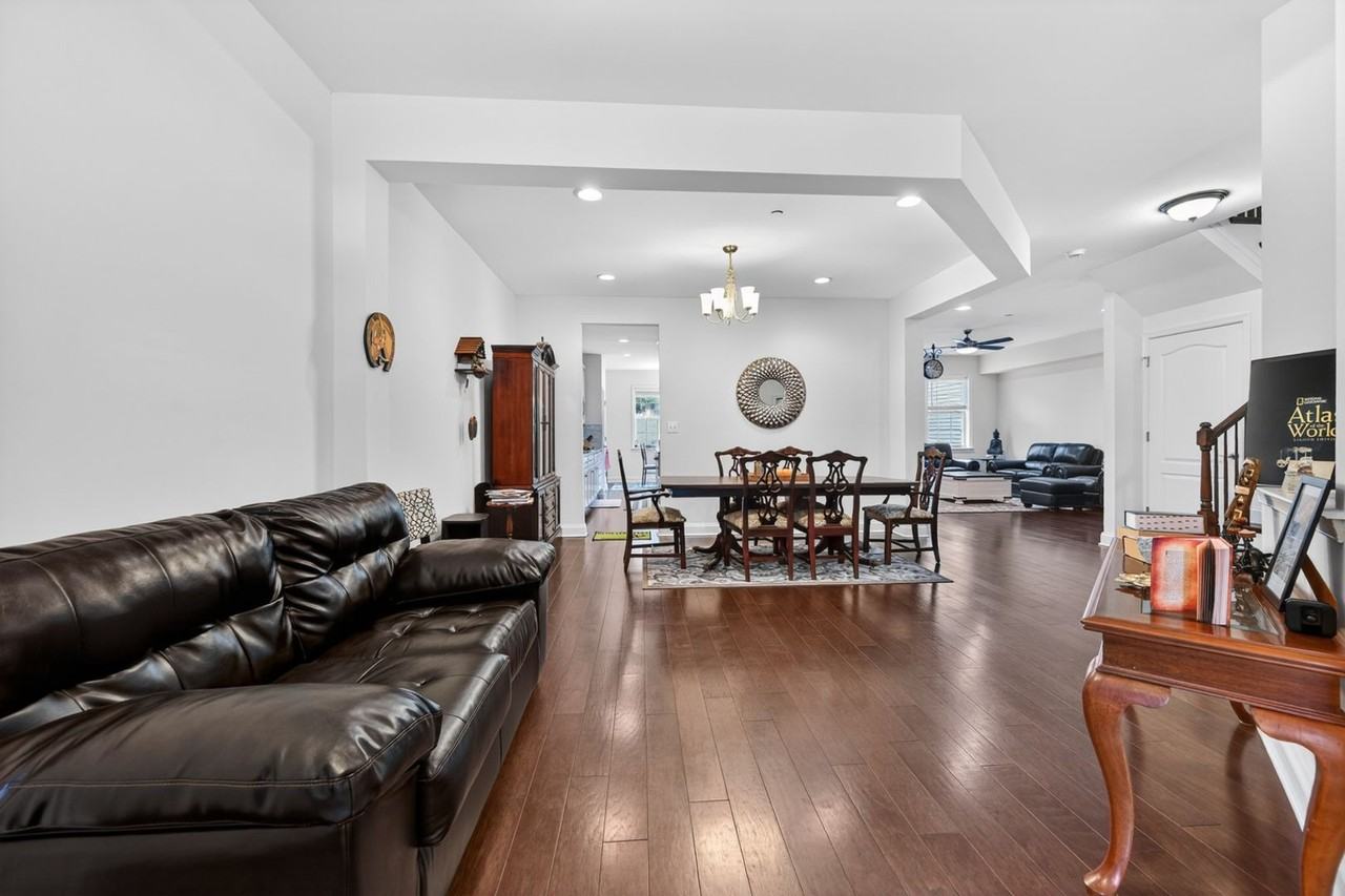 3549 Muirwood Dr - Photo 4 of 37