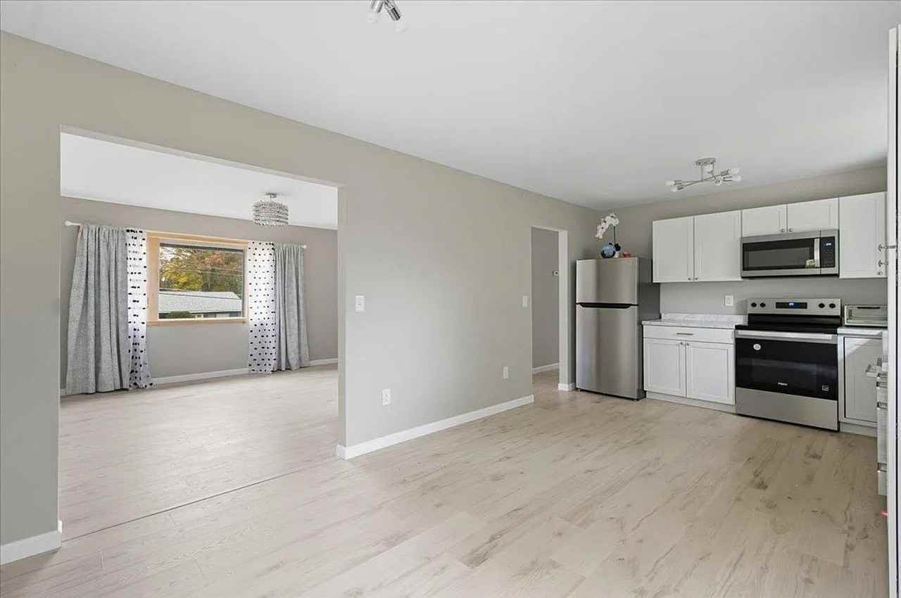 89 Oakwood Dr - Photo 5 of 28