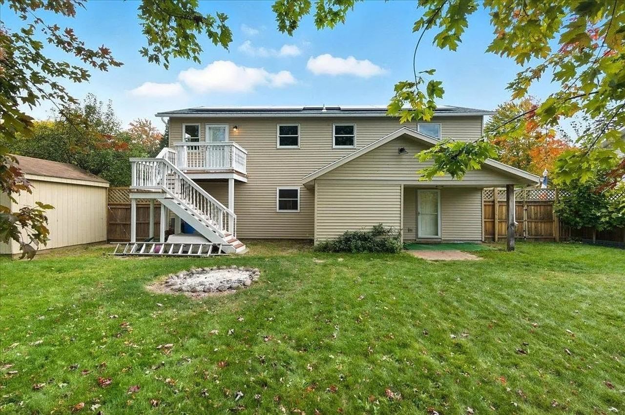 89 Oakwood Dr - Photo 2 of 28