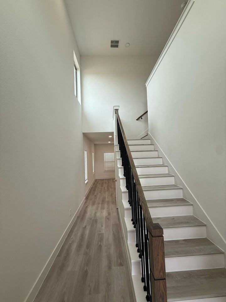 144 Pinkie Holmes Dr - Photo 3 of 28