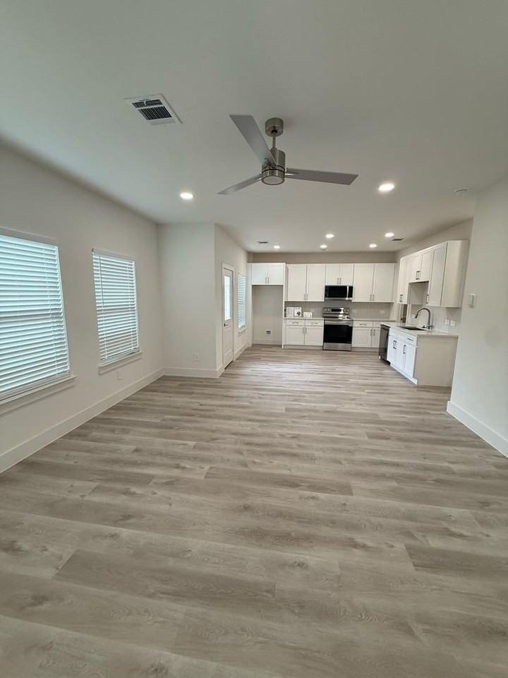 144 Pinkie Holmes Dr - Photo 7 of 28