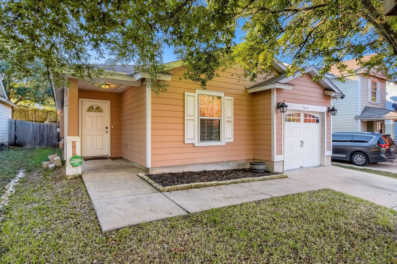 7012 Encanto Trl - Photo 2 of 22