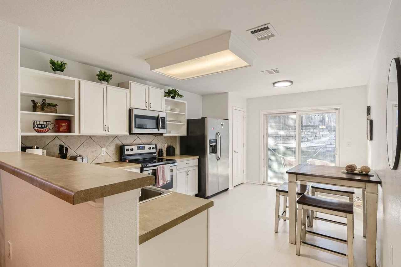 7012 Encanto Trl - Photo 7 of 22