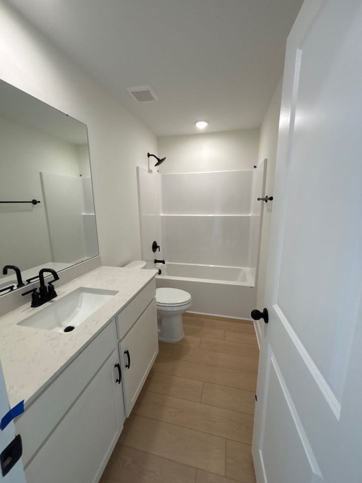 205 Cave Lake Dr - Photo 2 of 8