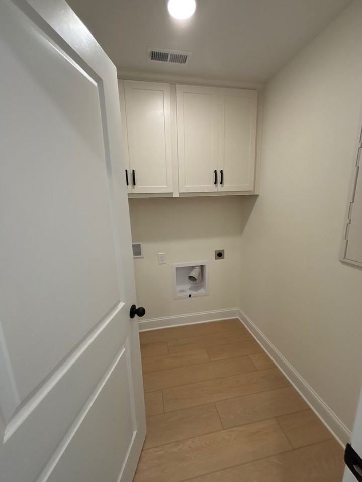 205 Cave Lake Dr - Photo 3 of 8