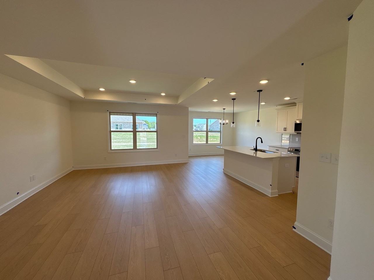 205 Cave Lake Dr - Photo 4 of 8