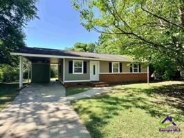 featured image of 111 Marilyn Dr