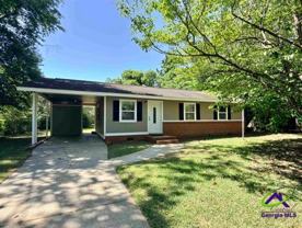 111 Marilyn Dr - Photo 1 of 1