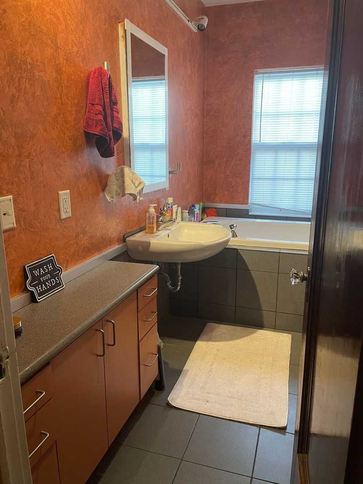 Sunset Rentals Duplex - Photo 6 of 44