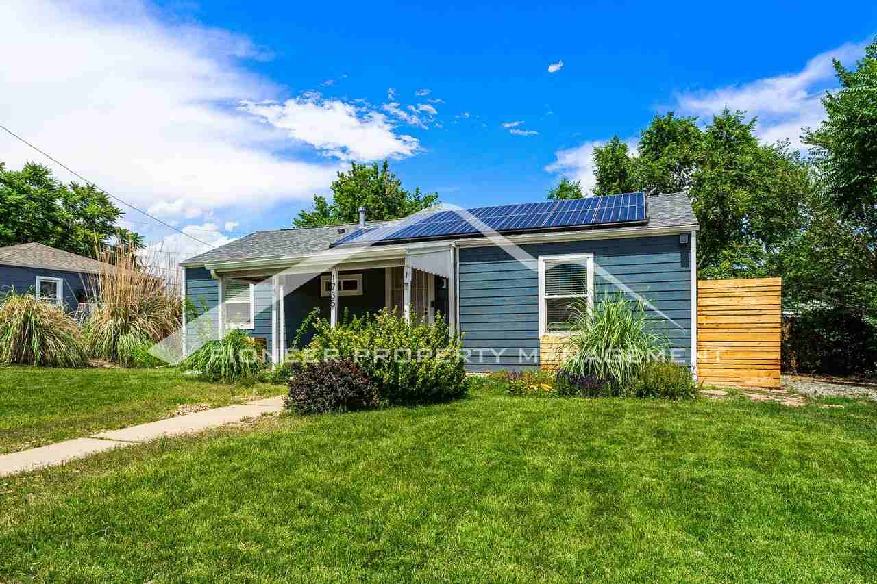 1735 W Burlington Pl - Photo 2 of 14