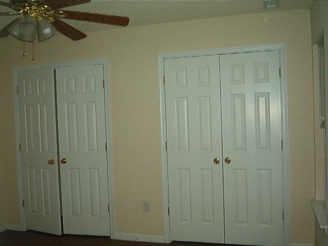 118 Sutton Dr - Photo 2 of 13