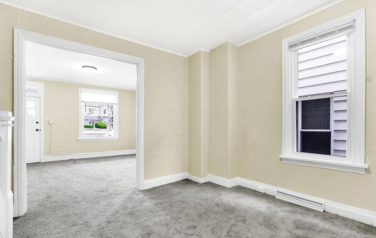 2728 Penbrook Ave - Photo 6 of 24