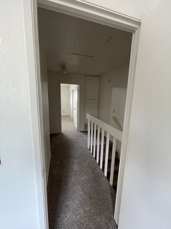 2228 Pine St - Photo 2 of 36