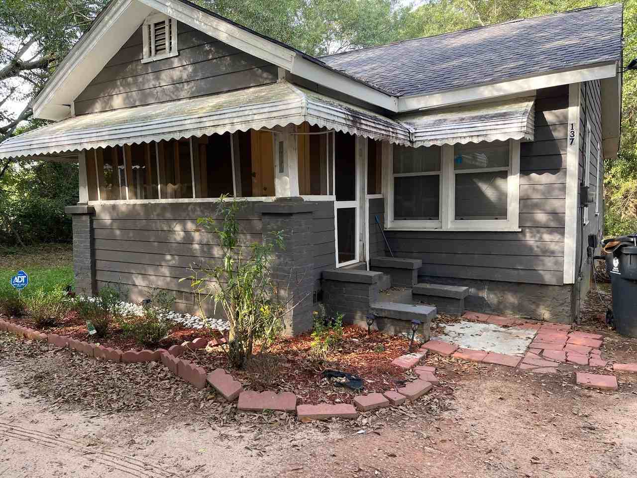 137 Tye St - Photo 2 of 22