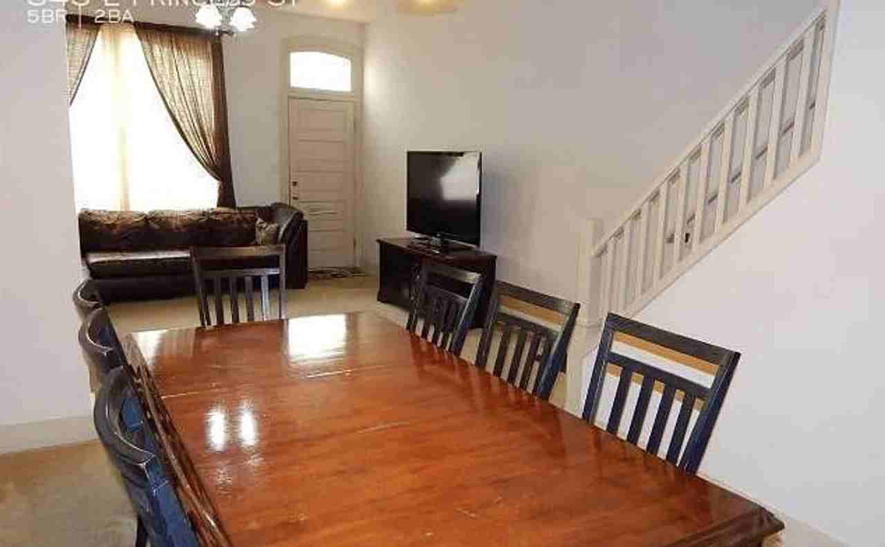 343 E Princess St - Photo 3 of 18