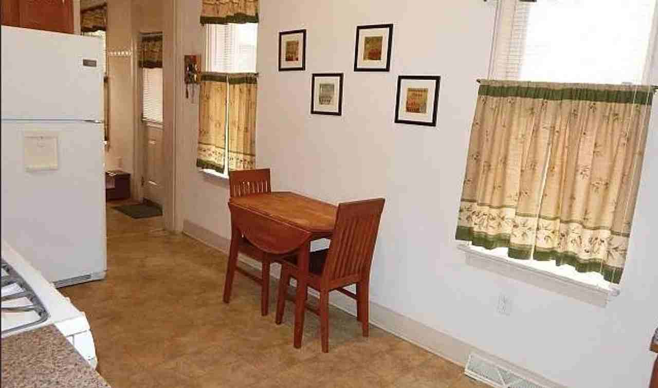 343 E Princess St - Photo 5 of 18