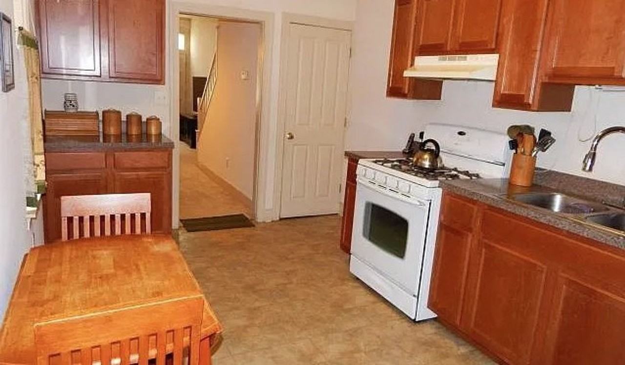 343 E Princess St - Photo 6 of 18