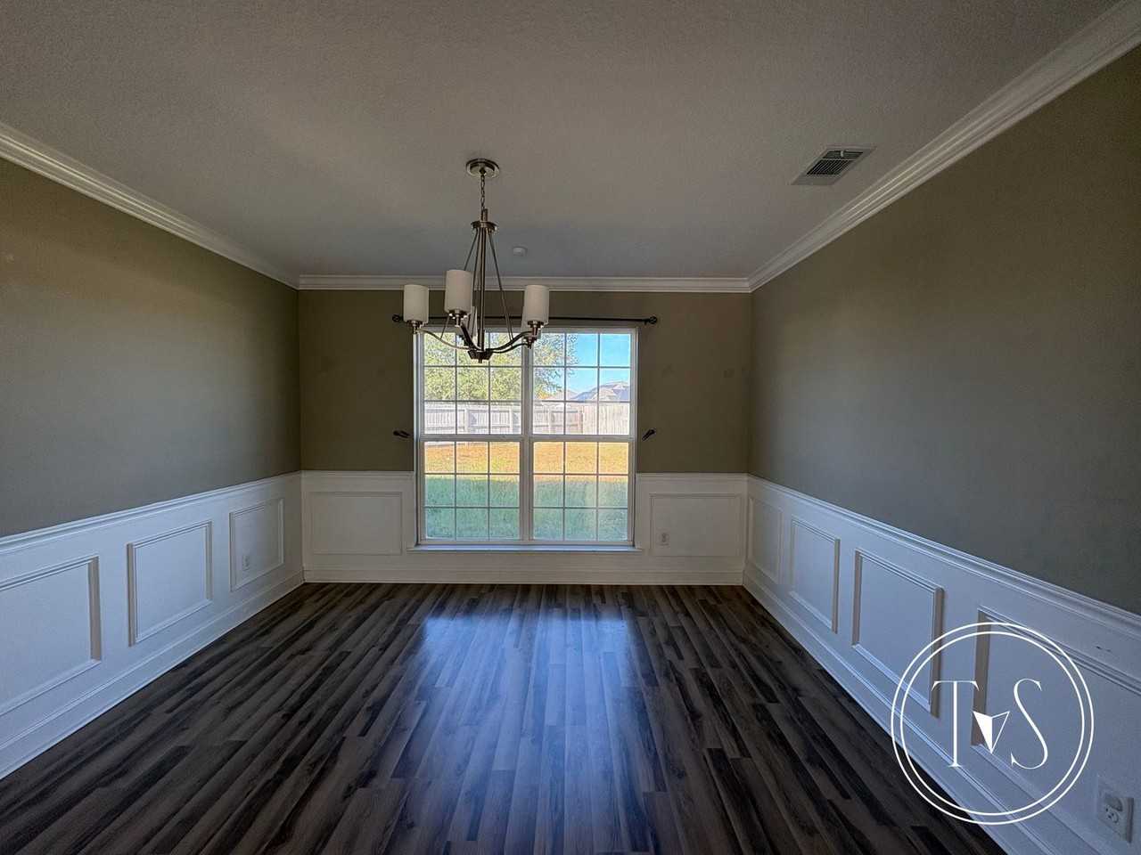 644 Piedmont Ave - Photo 3 of 21