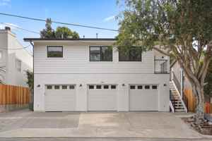 featured image of 320 Catalina Dr