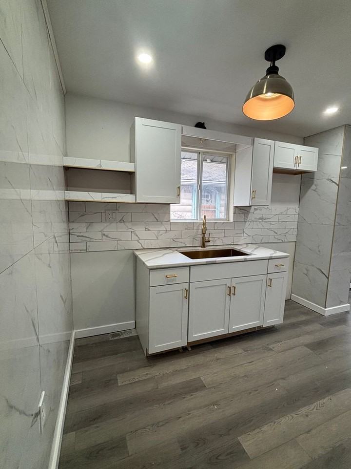 844 Tennessee St - Photo 7 of 7