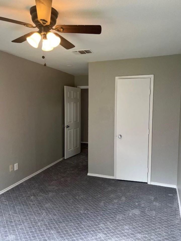 305 Casie Ct - Photo 7 of 25