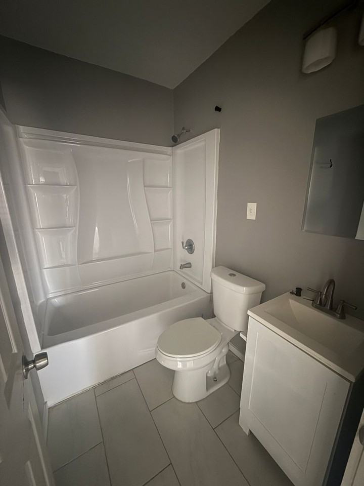 16204 Steel St - Photo 6 of 12