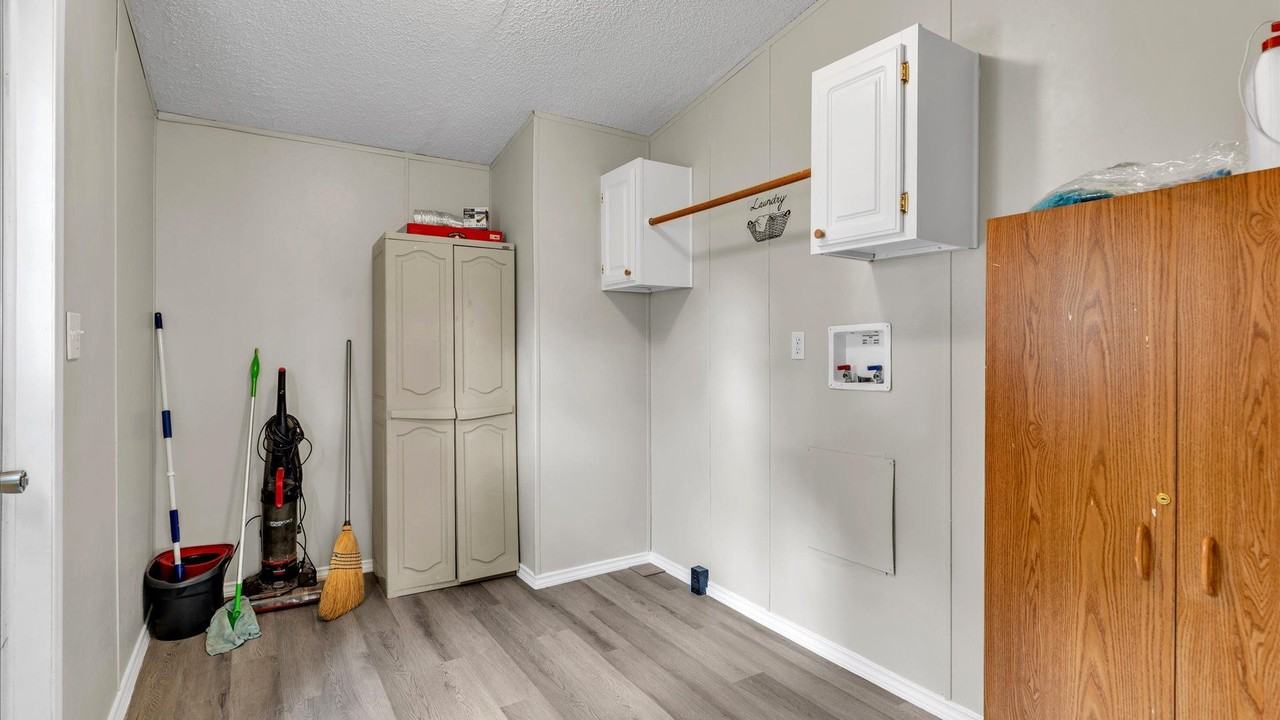 3457 S Foster Rd - Photo 6 of 7