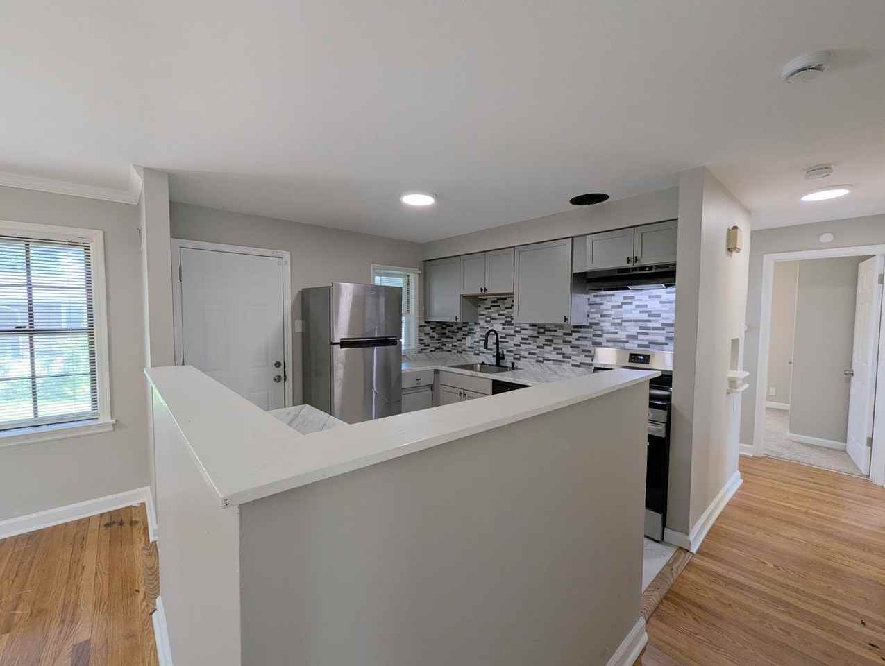 1201 Ensley Dr - Photo 7 of 23