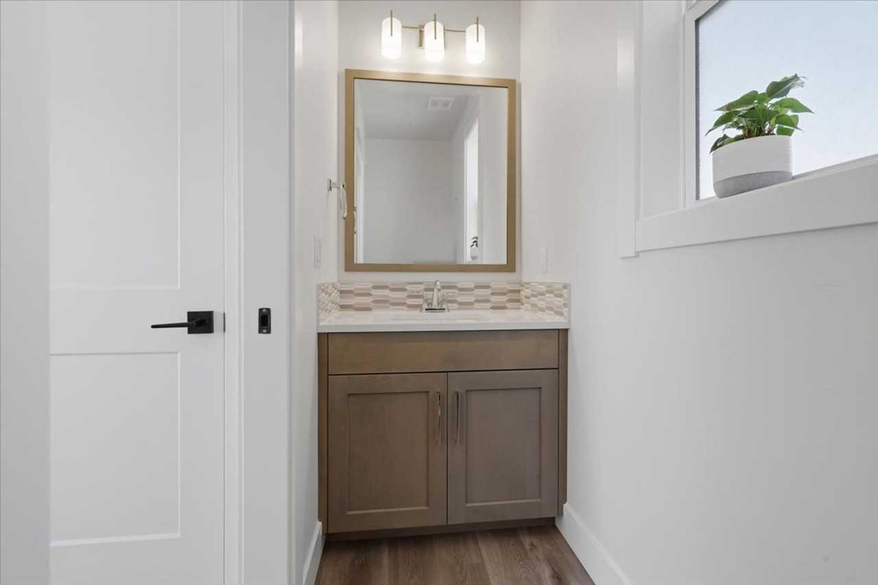 3927 W Spring House Ln - Photo 6 of 39