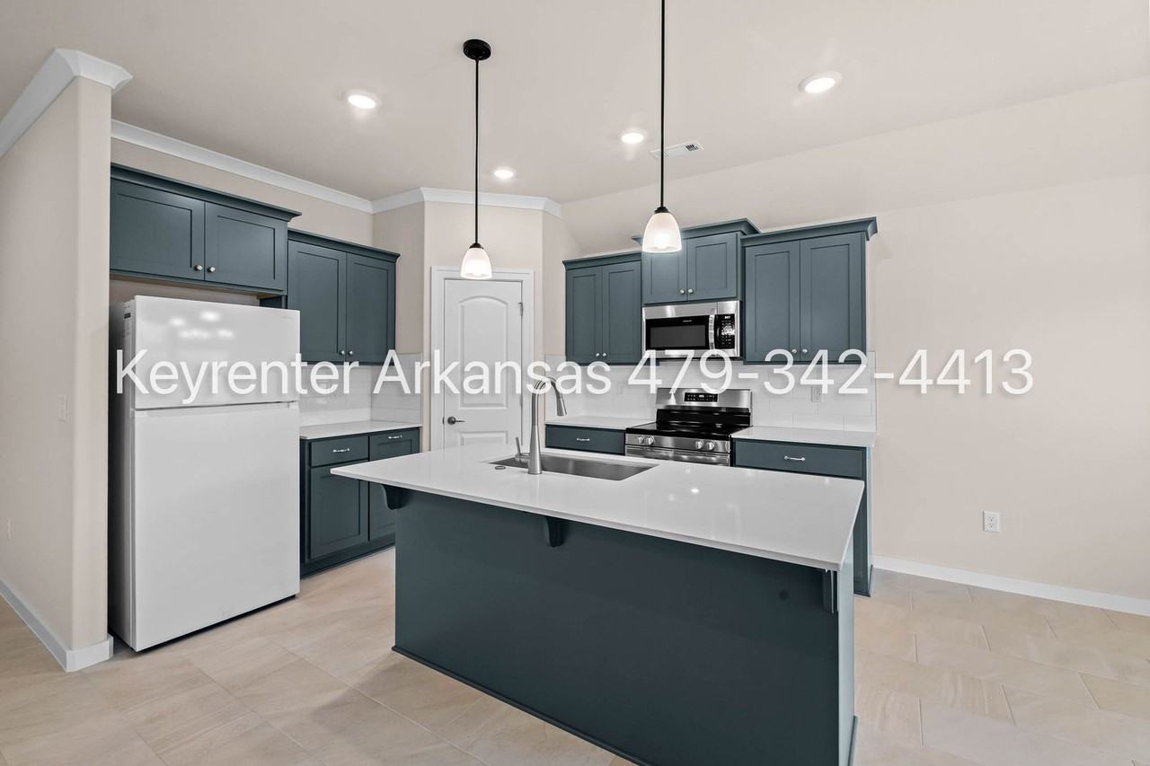 1104 1104 Maclaren Ave - Photo 5 of 26