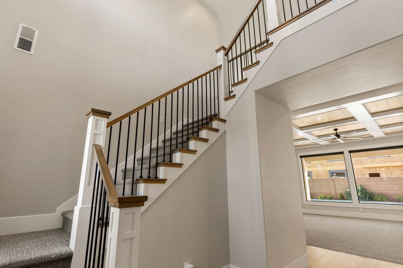 4147 S 490 E - Photo 6 of 50