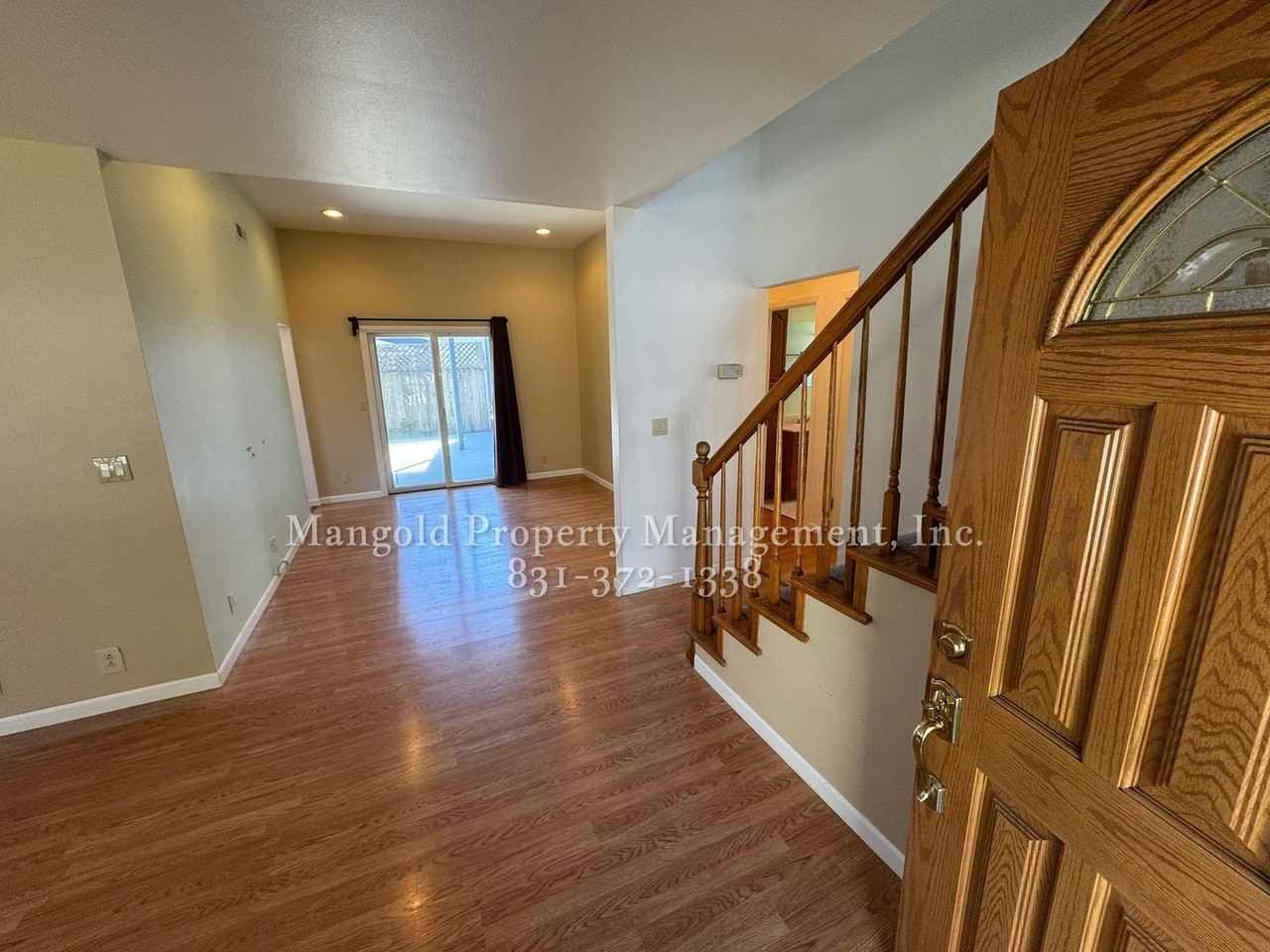 143 11th St - Photo 4 of 26