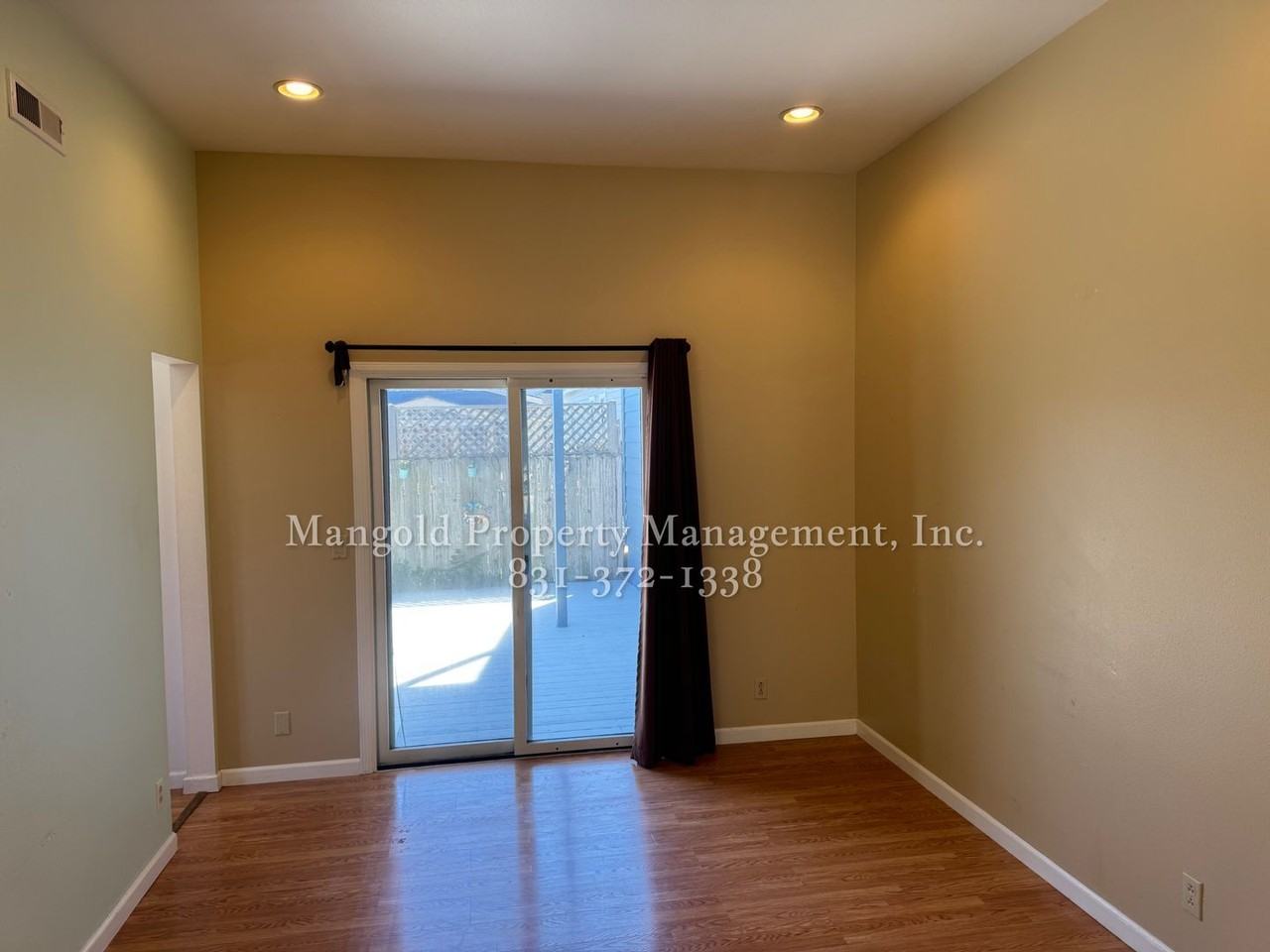 143 11th St - Photo 5 of 26