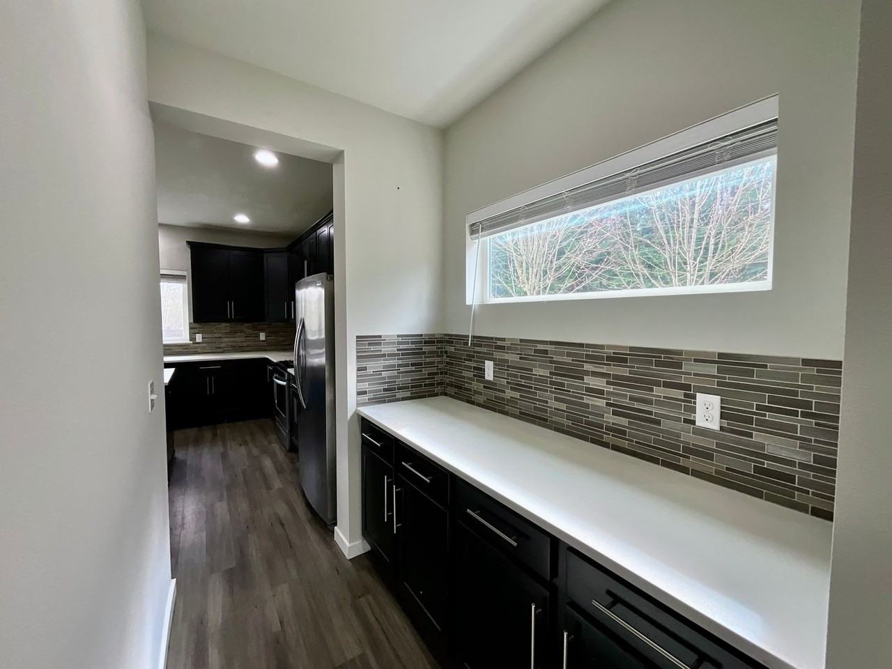 10035 56th Ave Ne - Photo 7 of 45