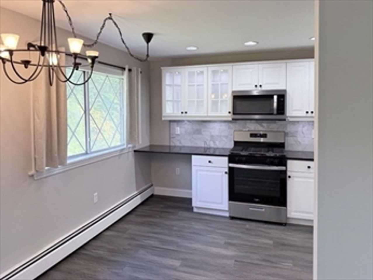 19 Fernview Ave - Photo 3 of 16