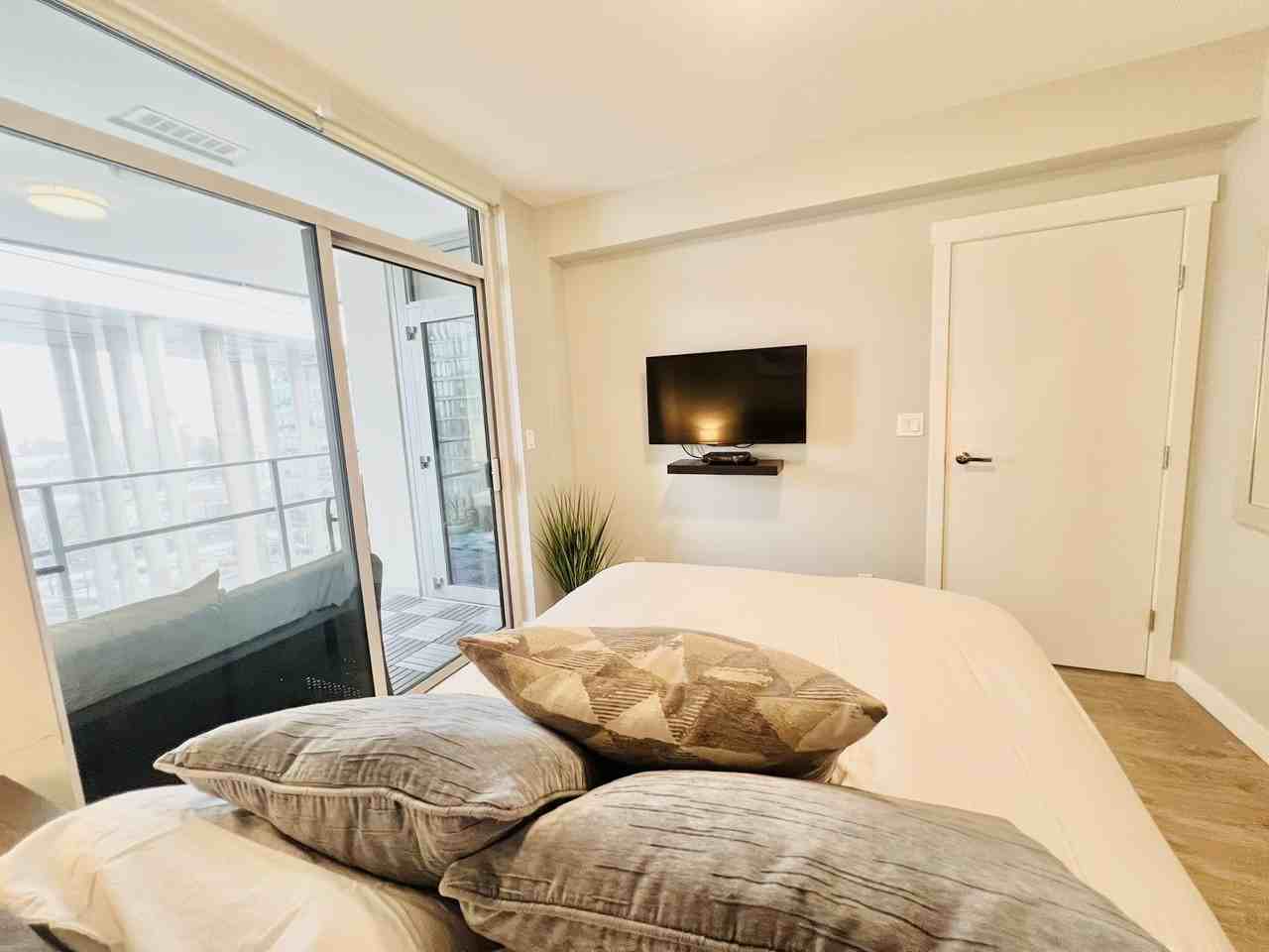 110 Switchmen St - Photo 7 of 18