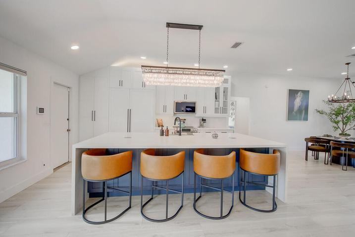 1853 Shower Tree Way - Photo 4 of 10
