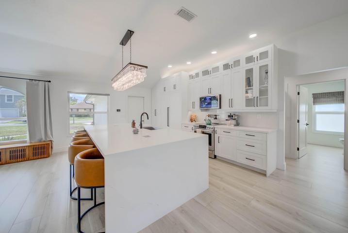 1853 Shower Tree Way - Photo 7 of 10